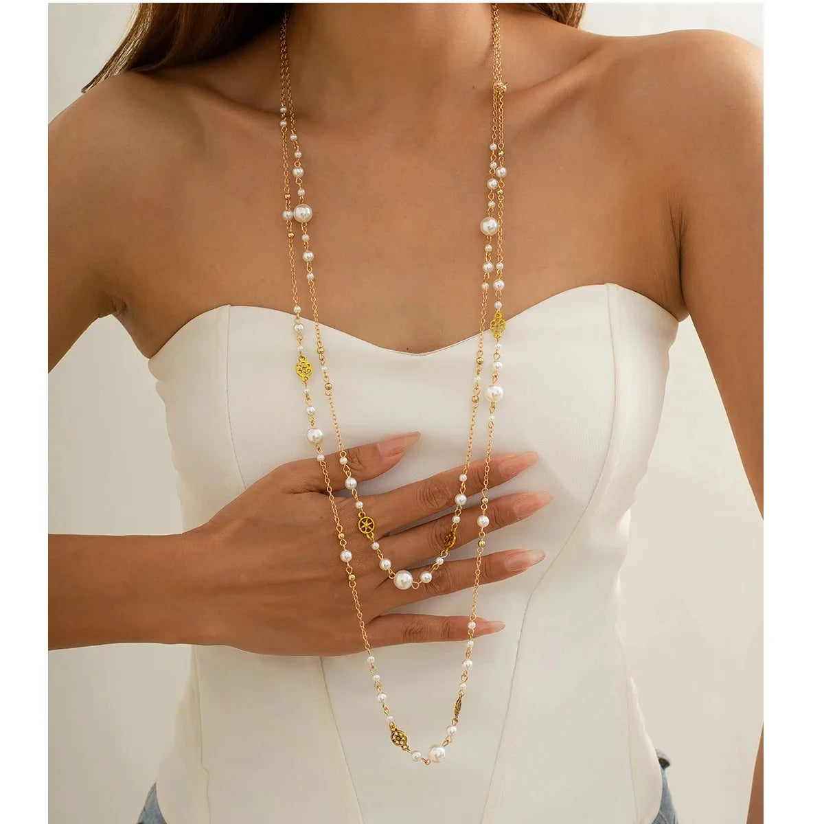 Stackable Double Layered Flower Beaded Chains Necklaces for Women Bohemian Ethnic Style Glass Beaded Sweater Chain Jewelry