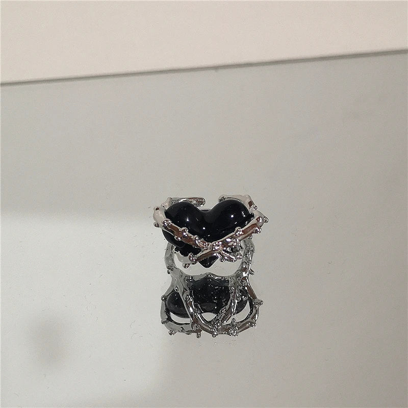 Punk Harajuku Goth Thorns Black Silver Color Irregular Heart Cross Open Ring For Women Men Lover Vintage 90s Y2K Grunge Jewely