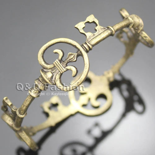 Vintage Victorian Skeleton Key Cross Bridal Bracelet Fashion Unisex Bangle Cuff Valentine Anime Halloween Jewelry Party Wedding