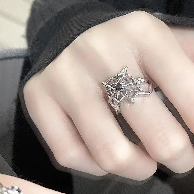 Goth Punk Retro Red Crystal Love Heart Cross Geometry Irregular Open Ring Set Y2K Halloween Accessories for Women Kpop Jewelry