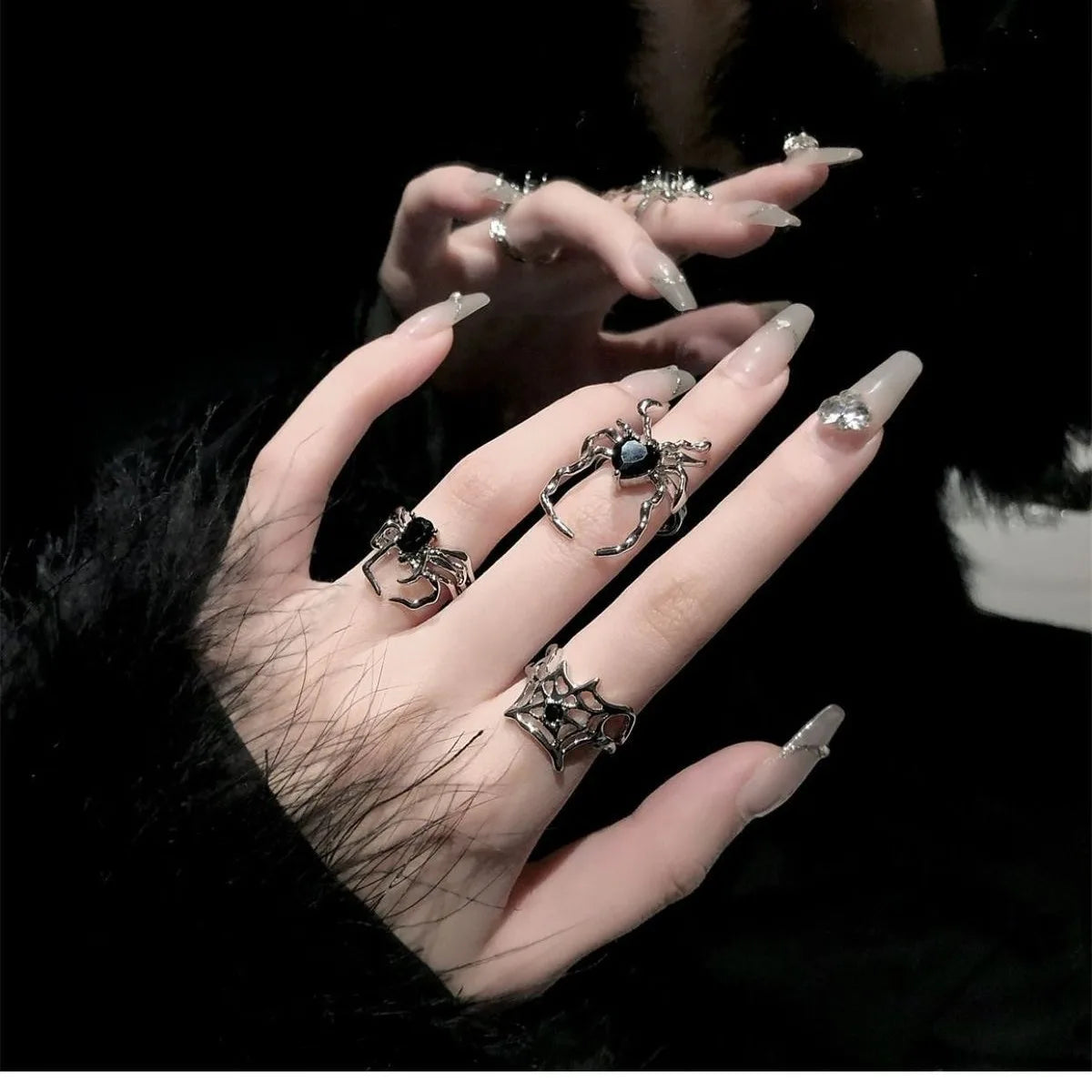 Goth Punk Retro Red Crystal Love Heart Cross Geometry Irregular Open Ring Set Y2K Halloween Accessories for Women Kpop Jewelry